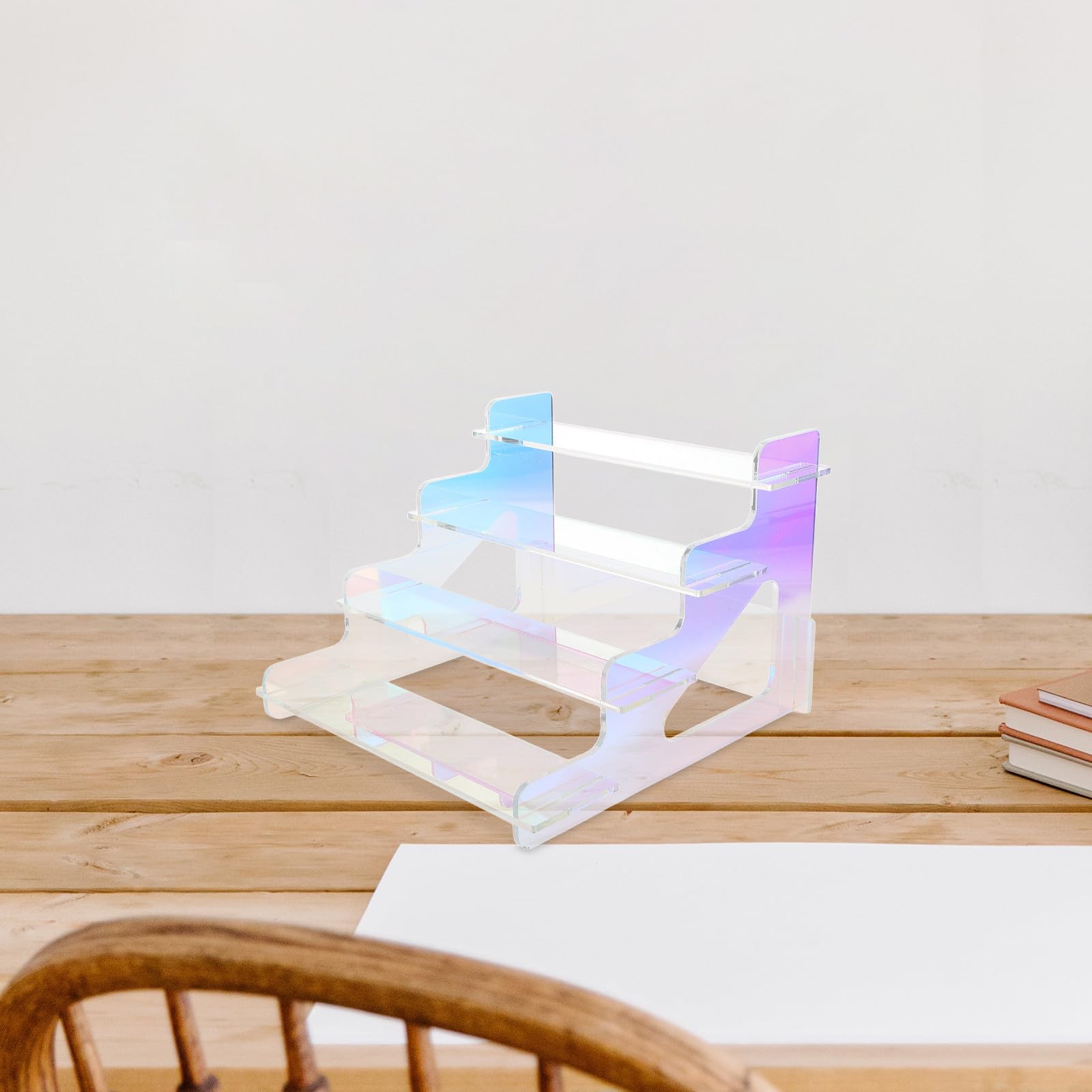 Healeved Acryl Parfümständer mit 4-stufigem Design Farbenfroher Figurenständer für Einfache Aufbewahrung und Platzsparende Organisation von Kosmetik und Figuren im Zuhause