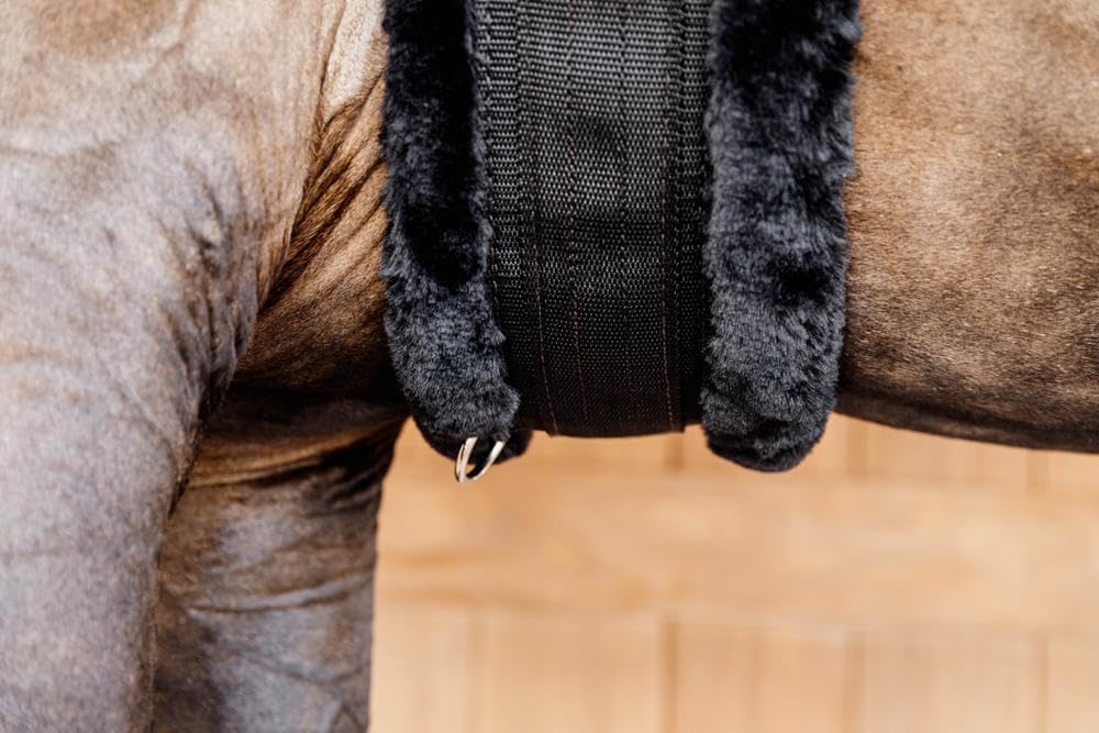 Kentucky Horsewear - Sattelgurt - Wolle/Pelz - Schwarz/Schwarz 135cm
