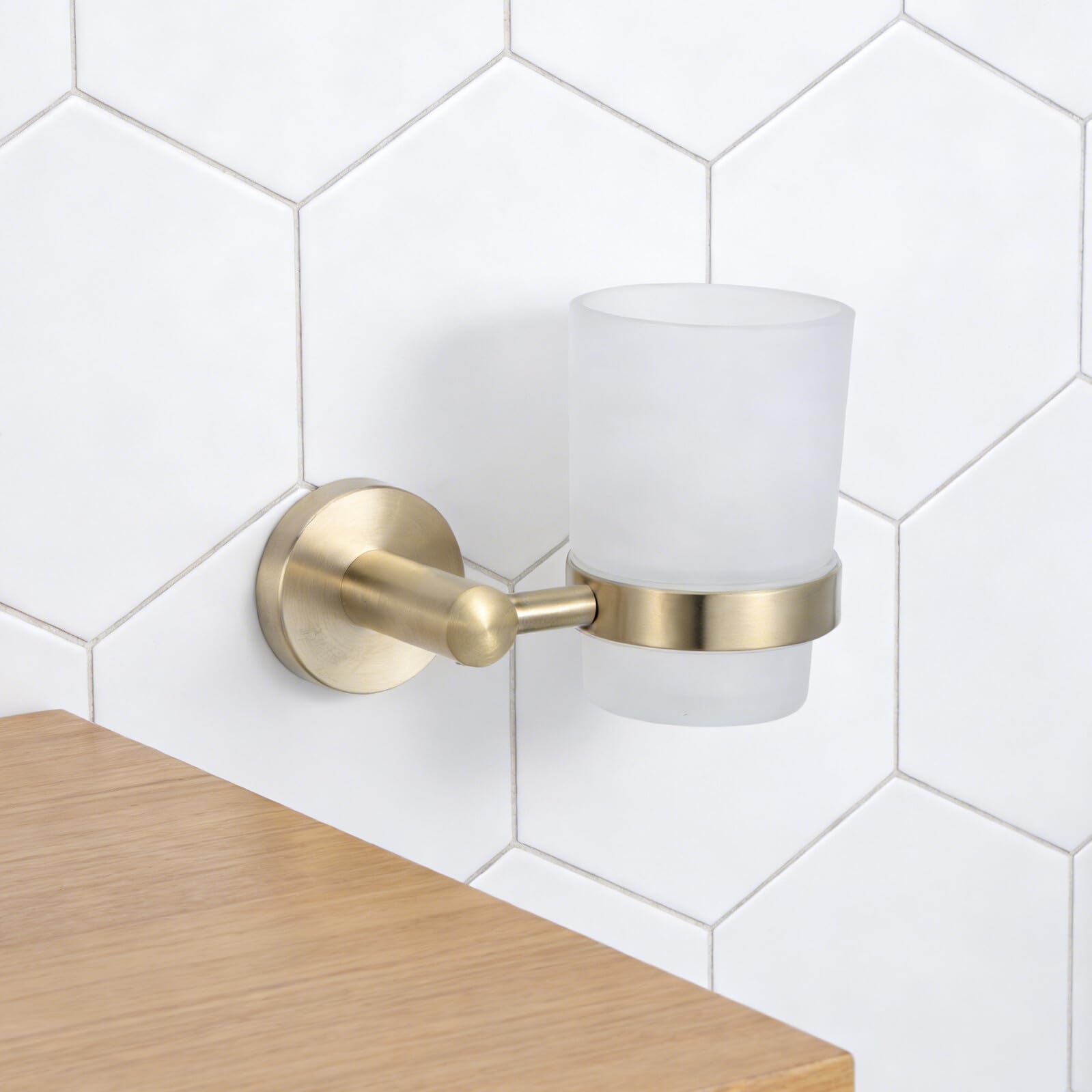 Portaspazzolino da Parete in Acciaio Inox 304 Portabicchiere in Vetro Smerigliato, Organizer Bagno Salvaspazio Stabile e Resistente per Spazzolini, Dentifricio e Accessori Igiene