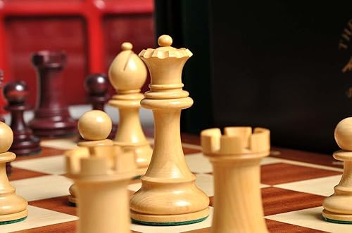 Miniatura 4 de The Library Grandmaster Juego de ajedrez, caja y combinación de tablero