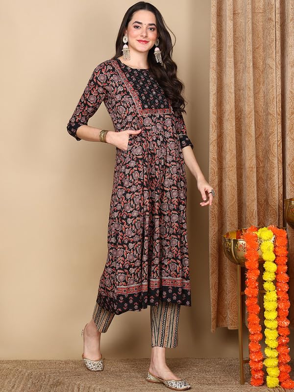 Image of Vaamsi Women's Pure Cotton Floral Printed Anarkali Kurta Pant with Dupatta