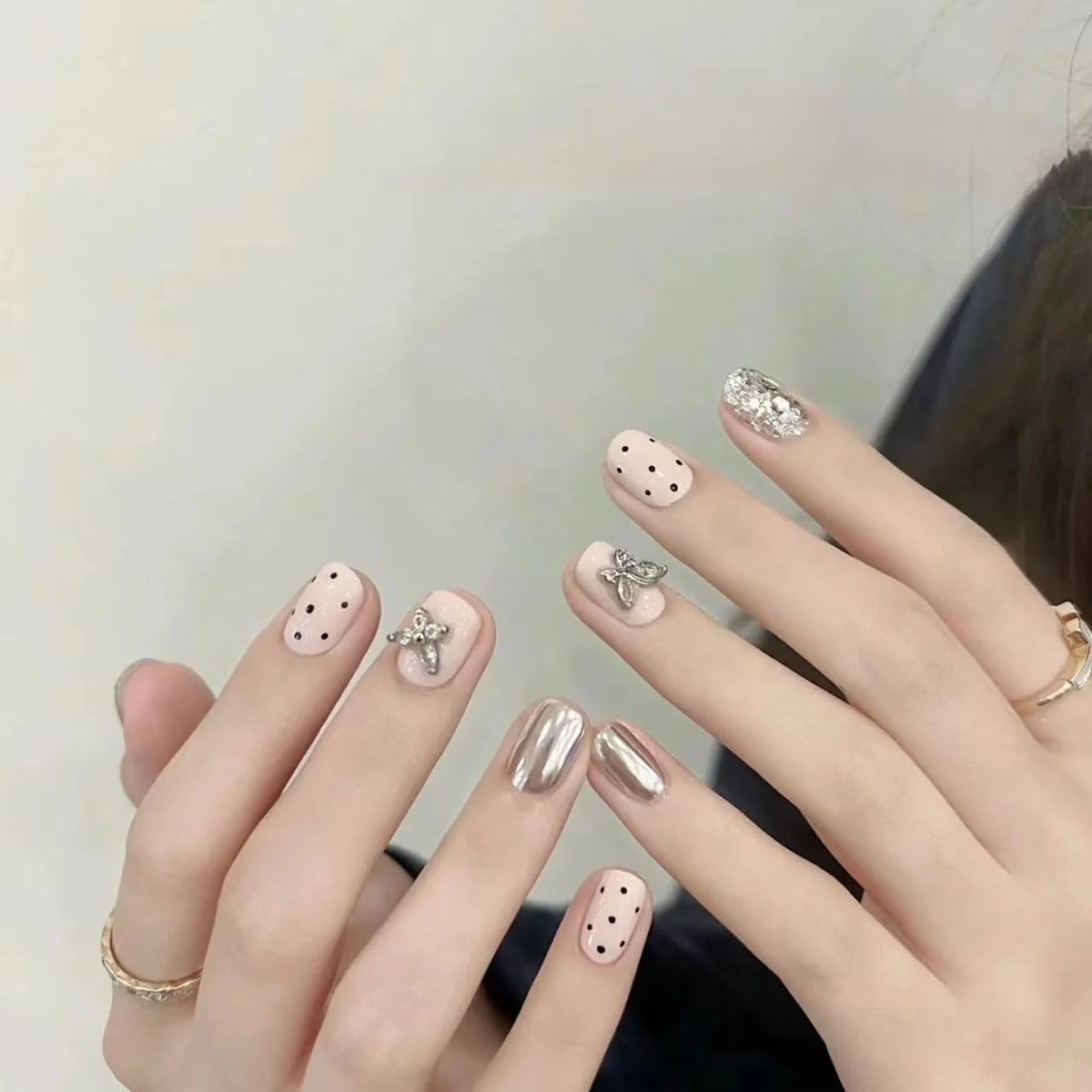 Amazon | かわいい ネイルチップ ドット フェイクネイル