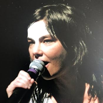 Amazon.co.jp: ビョーク 直筆サイン ホログラムID証明書有り