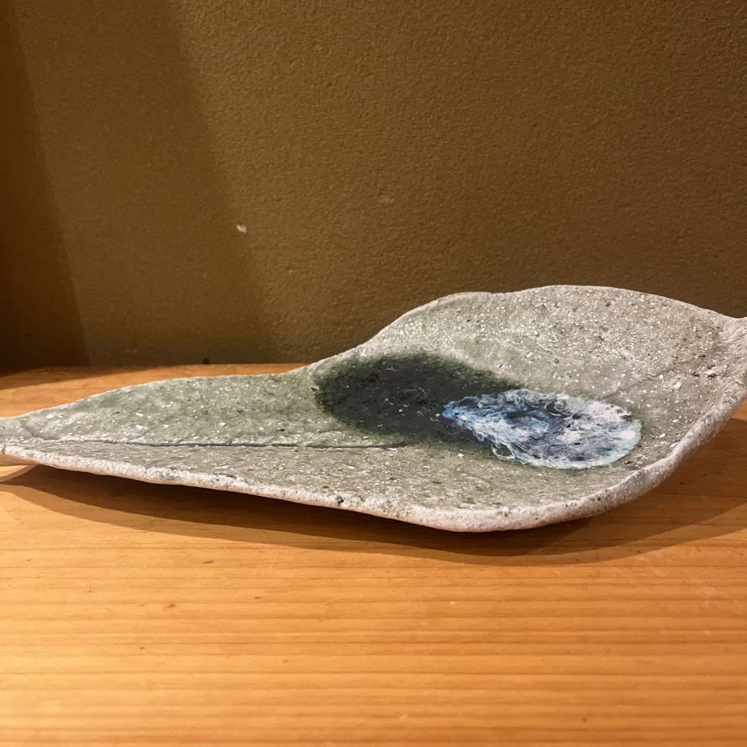 辻村唯　　　自然釉朴葉皿　　大　　1枚 Amazon.co.jp: 辻村唯 自然釉朴葉皿 大 1枚 : おもちゃ
