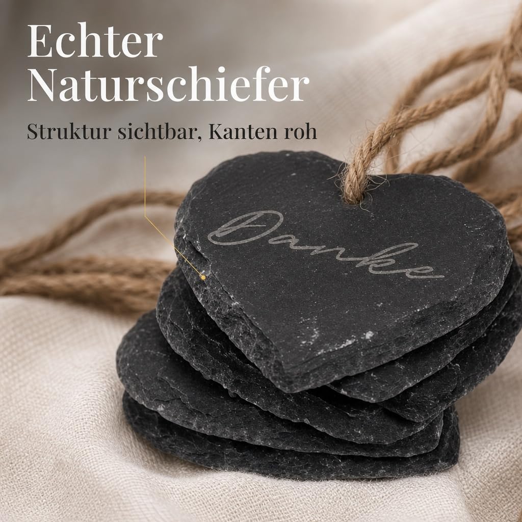 MIJOMA Schiefer Herzanhänger 24er Set – Gravierte Geschenkanhänger mit 6 Sprüchen – 7x7 cm – In Holzbox – Perfekt für Mitbringsel & Dekoration