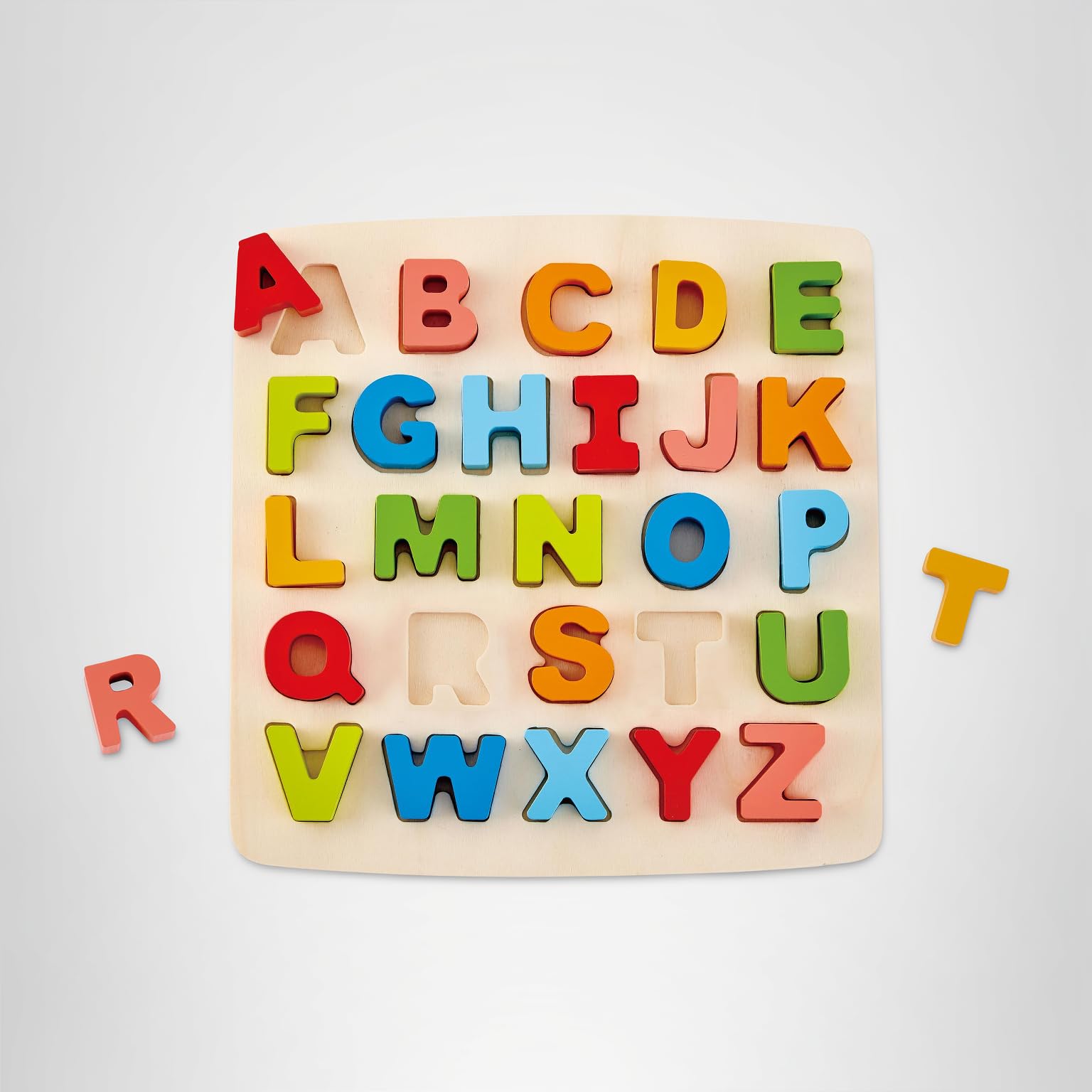 Amazon.co.jp: Hape(ハペ) アルファベットパズル E1551A 3歳~ : おもちゃ