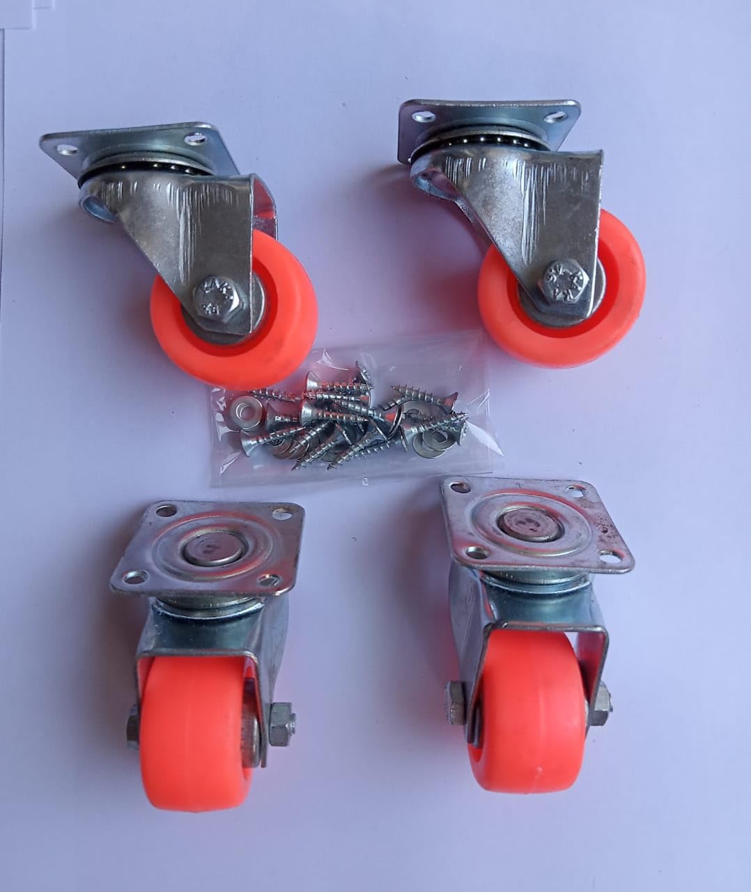 Castersman 4 x Small 1.5" Plat Single Wheel PU Castor / 200kg Load Capacity (Silver) screw & washer also included