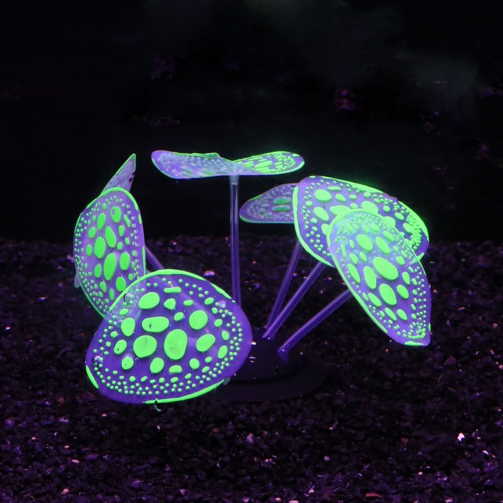 Aquarium Landscaping Props Tabletop Aquatic Plants, Silicone Soft Simulation Coral, Fluorescent Creative Artificial Fish Play Silicone(Green)