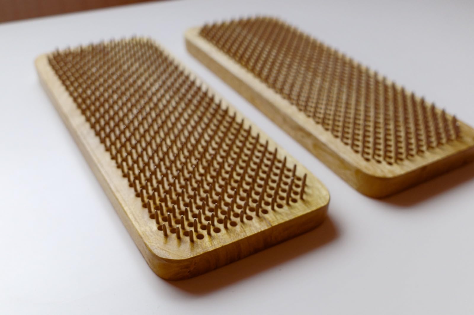 Generisch Lunar Meditation Sadhu Board aus 100% Mangoholz mit hochwertigen Edelstahl Nägeln zur Mediation und Fokus auf das innere Ich/Schmerztherapie/Aneignung von Mut/Aufbau von Vetrauen