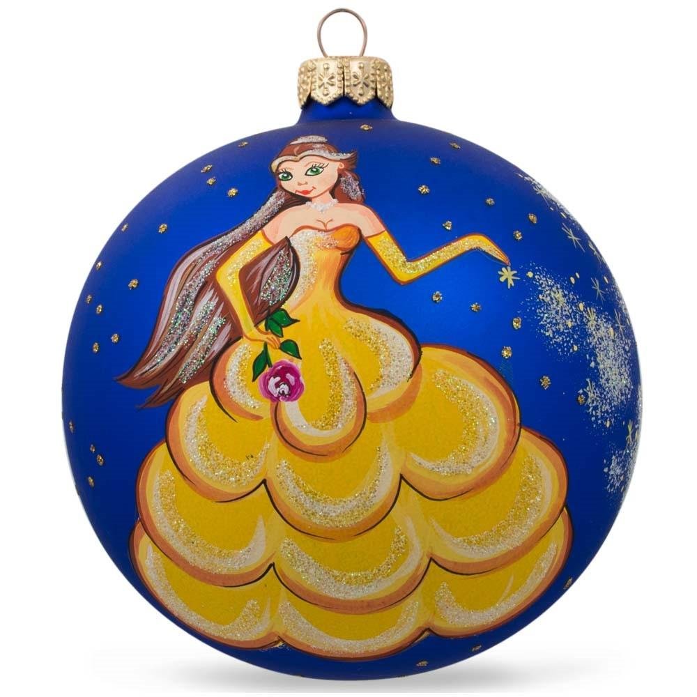 Encantadoras Flores: Princesa Adornada con una Corona Floral en una Lujosa Bola de Vidrio Soplado Adorno de Navidad de 4 Pulgadas