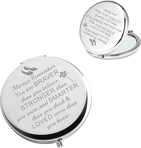 BAUNA Always Remember You are Braver Than You Believe - Espejo de maquillaje de bolsillo inspirador para mujer (color acero con espejo en ancho)