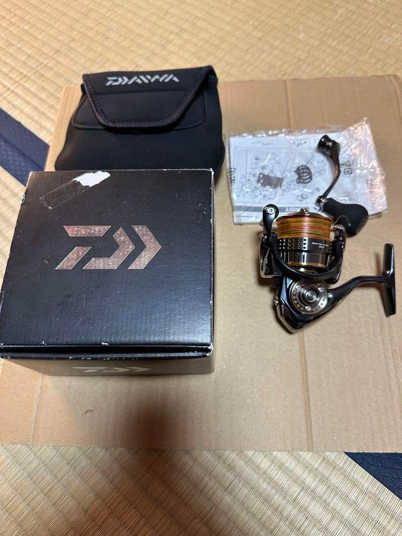 七宝焼 安藤七宝店 純銀刻印 桜釉 葡萄文瓶 唐木台・木箱付 H R8810B