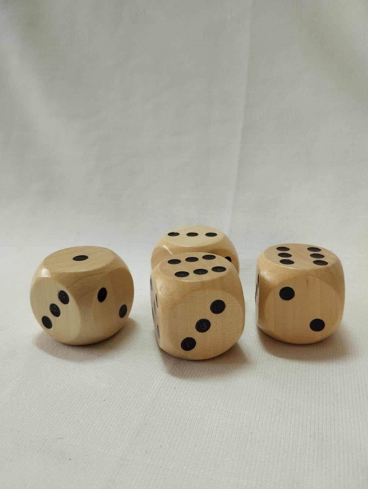 Dull White Wooden Dice Set of 2, Lightweight Indoor Game Pieces (3cm)