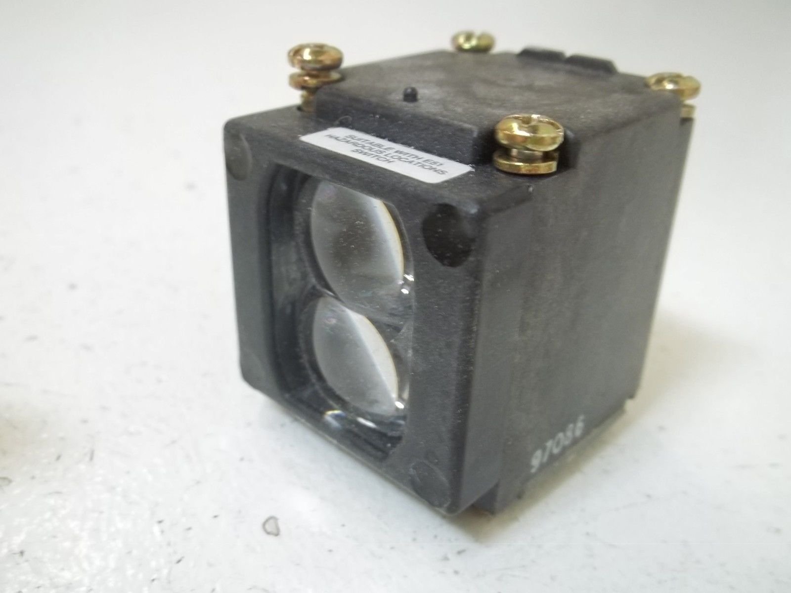 NSI 2022 Tork 2020 Series 180 Degree Swivel Photo Control 208 - 277 Volt Cadmium Sulfide Epoxy-Coated 1/2 Inch Diameter Sensor