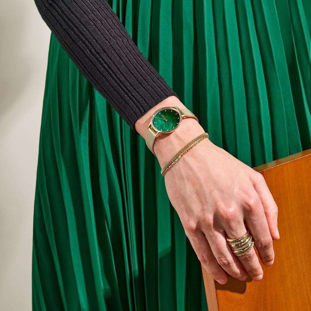 Witgouden hartjesarmband met karabijnsluiting