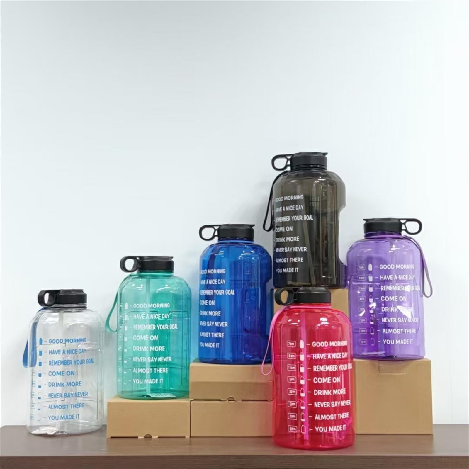 Bouteille d'eau Bouilloire en Plastique de Grande capacité 3,78 L Bouteille d'eau de Sport Incentive Marque de Temps Bouilloire de Fitness en Plein air Une Bonne Aide Gourde(Azul)