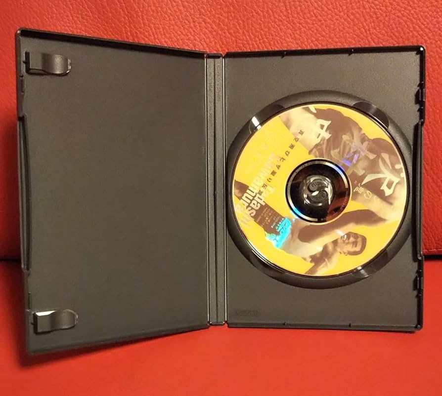 新品未使用未開封☆キックの鬼　沢村忠　真空飛びヒザ蹴り伝説　DVD Amazon.co.jp: キックの鬼 蹴りの白羽 故 沢村忠(本名 白羽秀樹