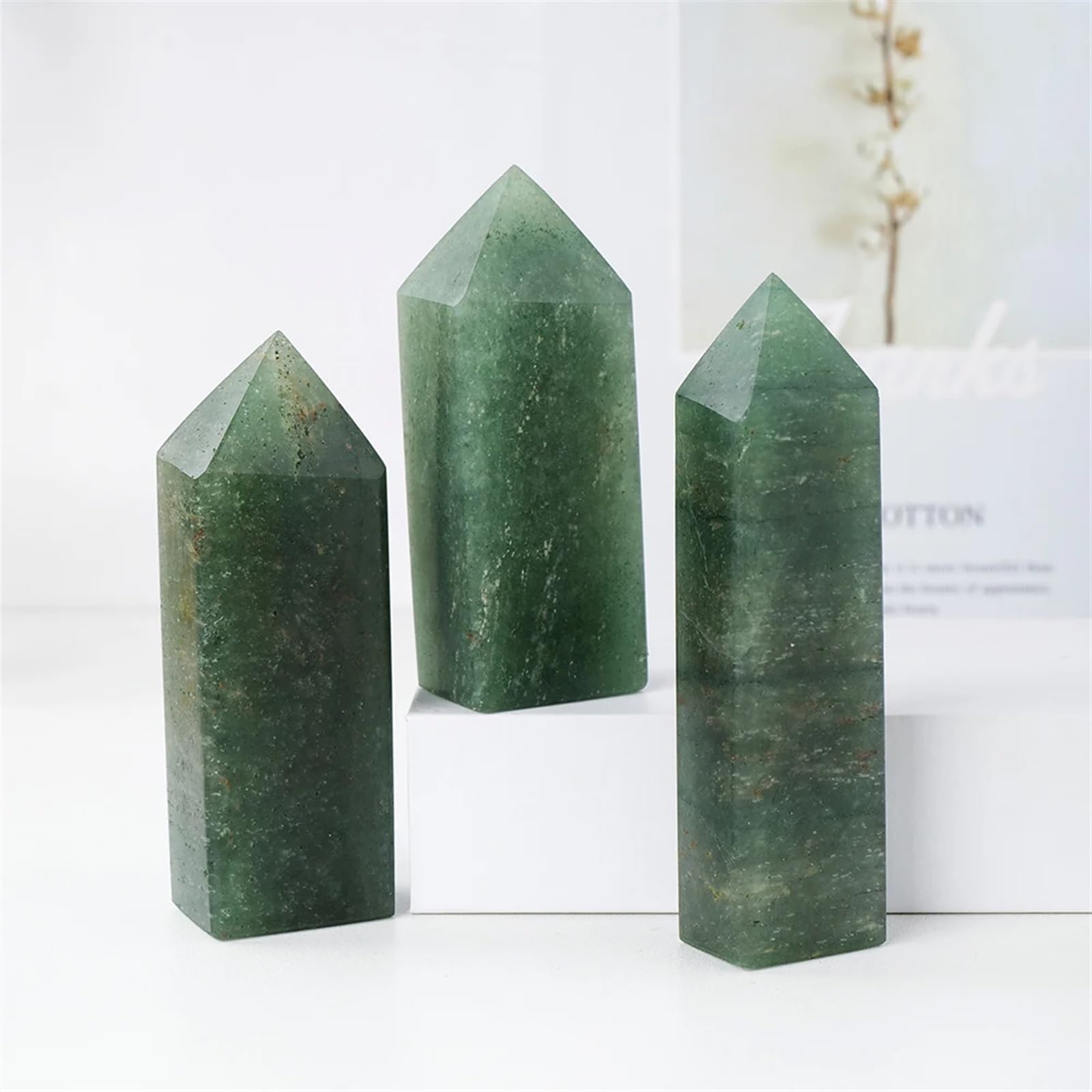 Kristallornamente Natürlicher Edelstein, grüner Erdbeerquarz, Kristallspitze, heilender Energiestein, Heimdekoration, Reiki, poliertes Kunsthandwerk Wunderschöner Kristall(100-150g)