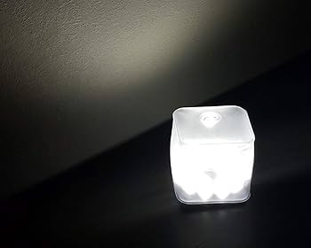 Amazon.co.jp: LEDランタン 折りたたみ式 ソーラーランタン 防水 Amazon.co.jp: LEDランタン 折りたたみ式 ソーラーランタン 防水