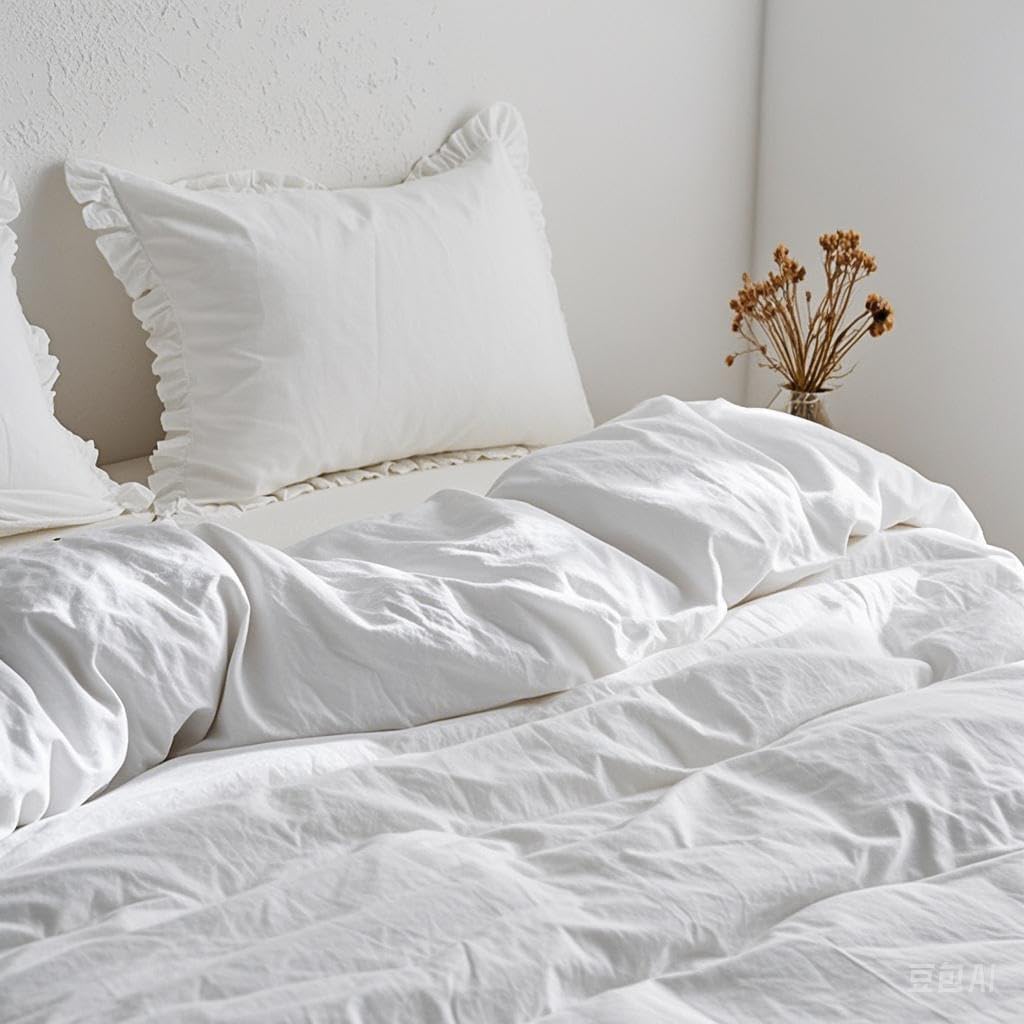 Simple&Opulence 100% Linen Duvet Cover Set, 3 PCS Natural French Flax White Ruffle Duvet Cover King Size, Breathable Comfy Linen Bedding Comforter Cover with 2 Pillowcases (White, 104" X 92") - Image 3