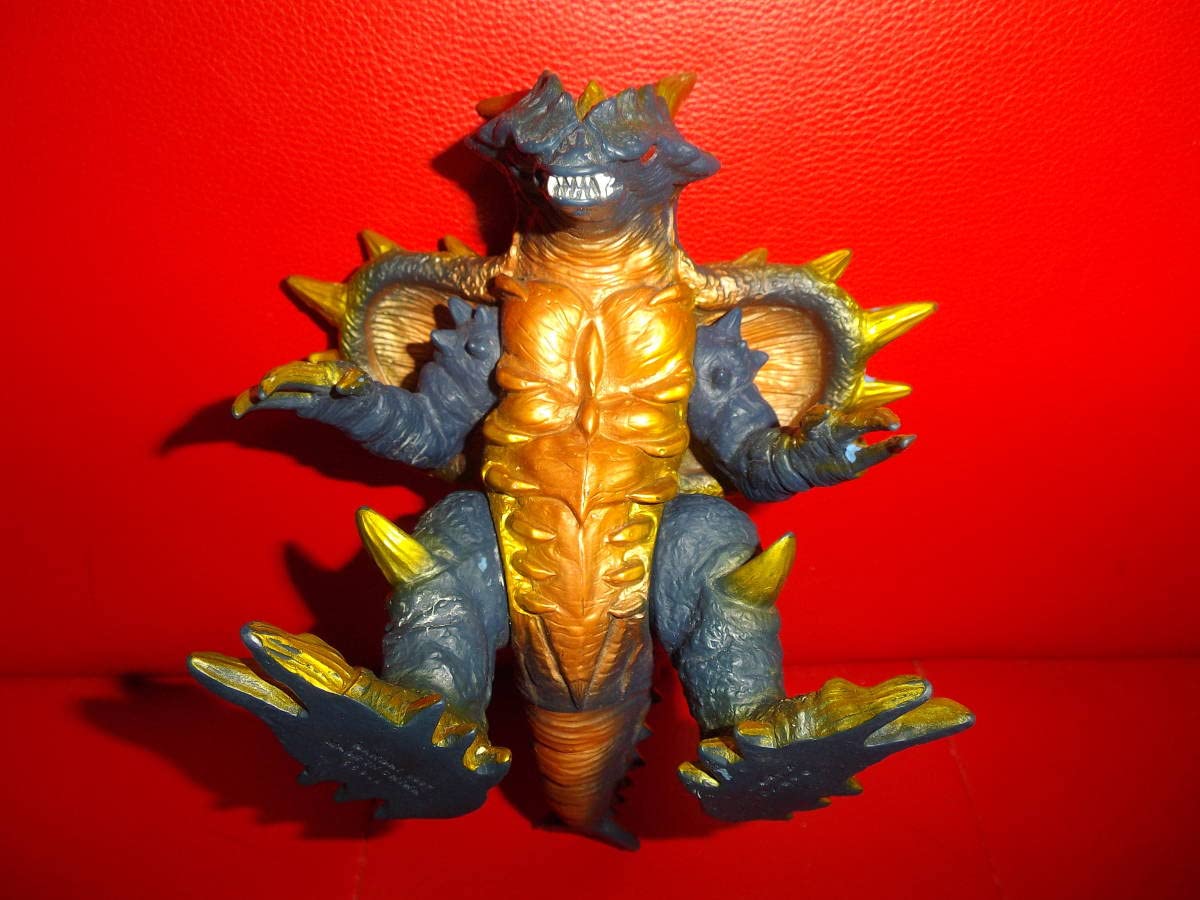 ウルトラマンシリーズ 怪獣フィギュア ダークブラウン 約30cm ウルトラ怪獣シリーズ 45 ダークガルベロス（SD