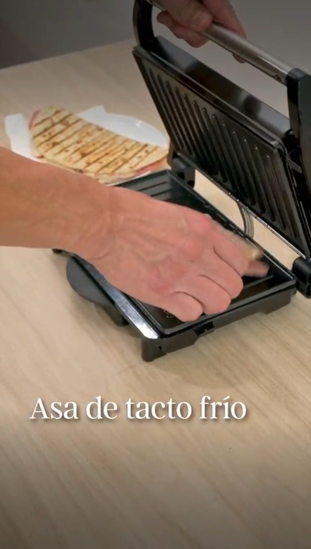 Sandwichera Eléctrica Y Parrilla Doble 1000W - Placas Antiadherentes 23x15 Cm, Apertura 180º, Rojo Y Negro, Ideal Para Paninis Y Carnes