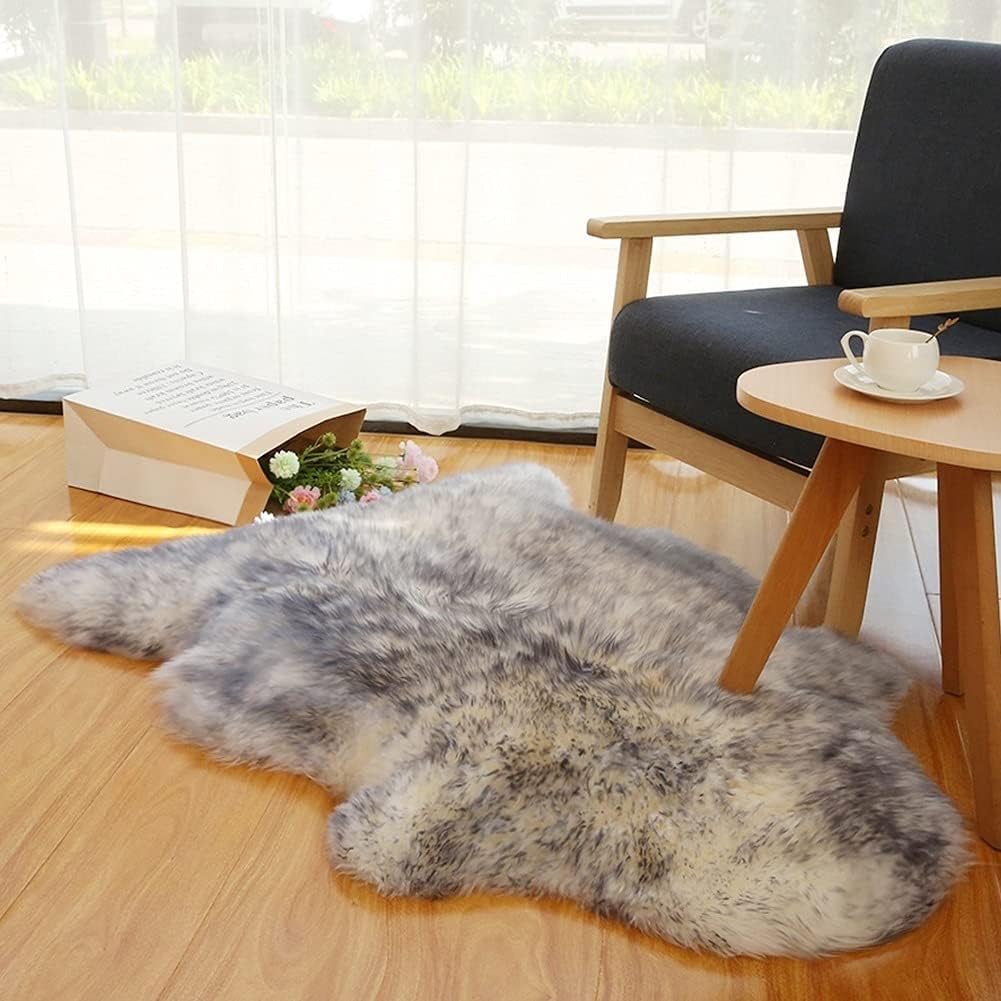 Real Genuine Sheepskin Throw - Fluffy Fur Rug (70X100cm)