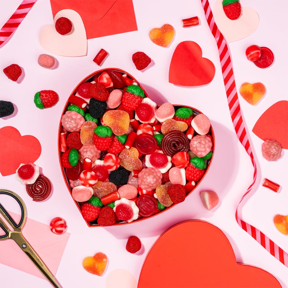 BELROS Pack 1,5kg de Gominolas y Chuches. Caja Forma de Corazón. Idea para Regalo Romántico, Dia del Padre, Ideal para Parejas, Dia de la Madre. Ocasión Especial. Surtido de Dulces