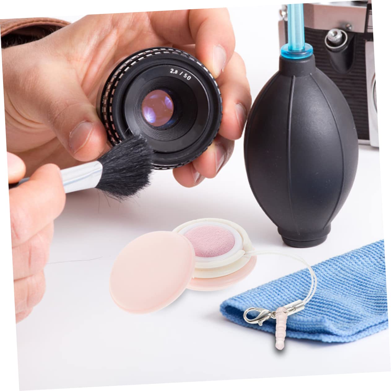 Healeved 30pièces Lingettes De Nettoyage Pour Écrans Et Lunettes Lot De Design Macaron Pour Téléphones Ordinateurs Et Lunettes Format Portable Avec Lanière Et Pratique