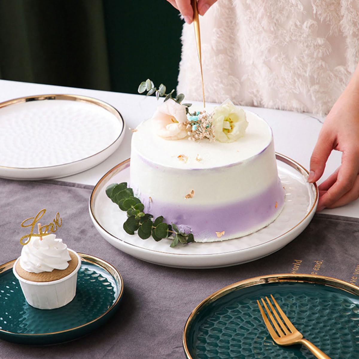 Vassoio per Dolci Set da 1 con Coperchio in Vetro Bianco Elegante per Esposizione e Conservazione di Snack e Dolci, per Feste e Matrimoni