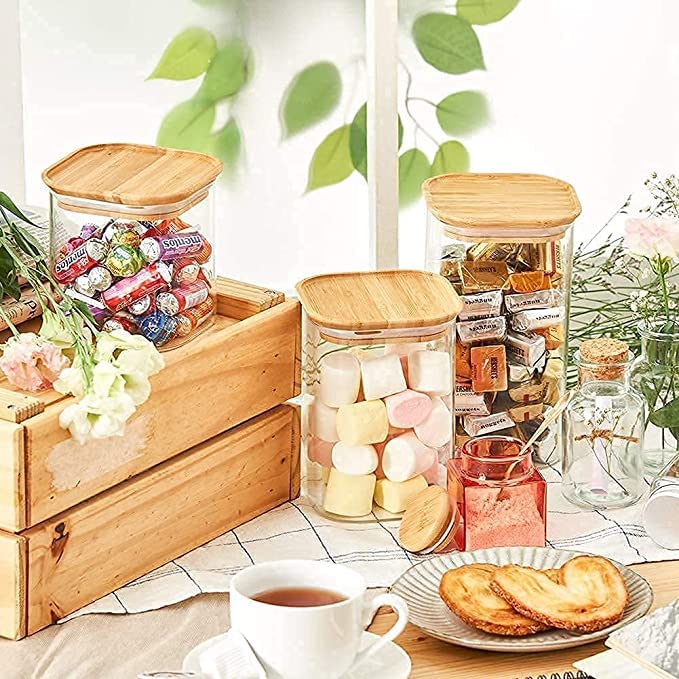 SHIV SHAKTI ENTERPRISE 1200 ml Square Wooden Lid, Glass Jar Food