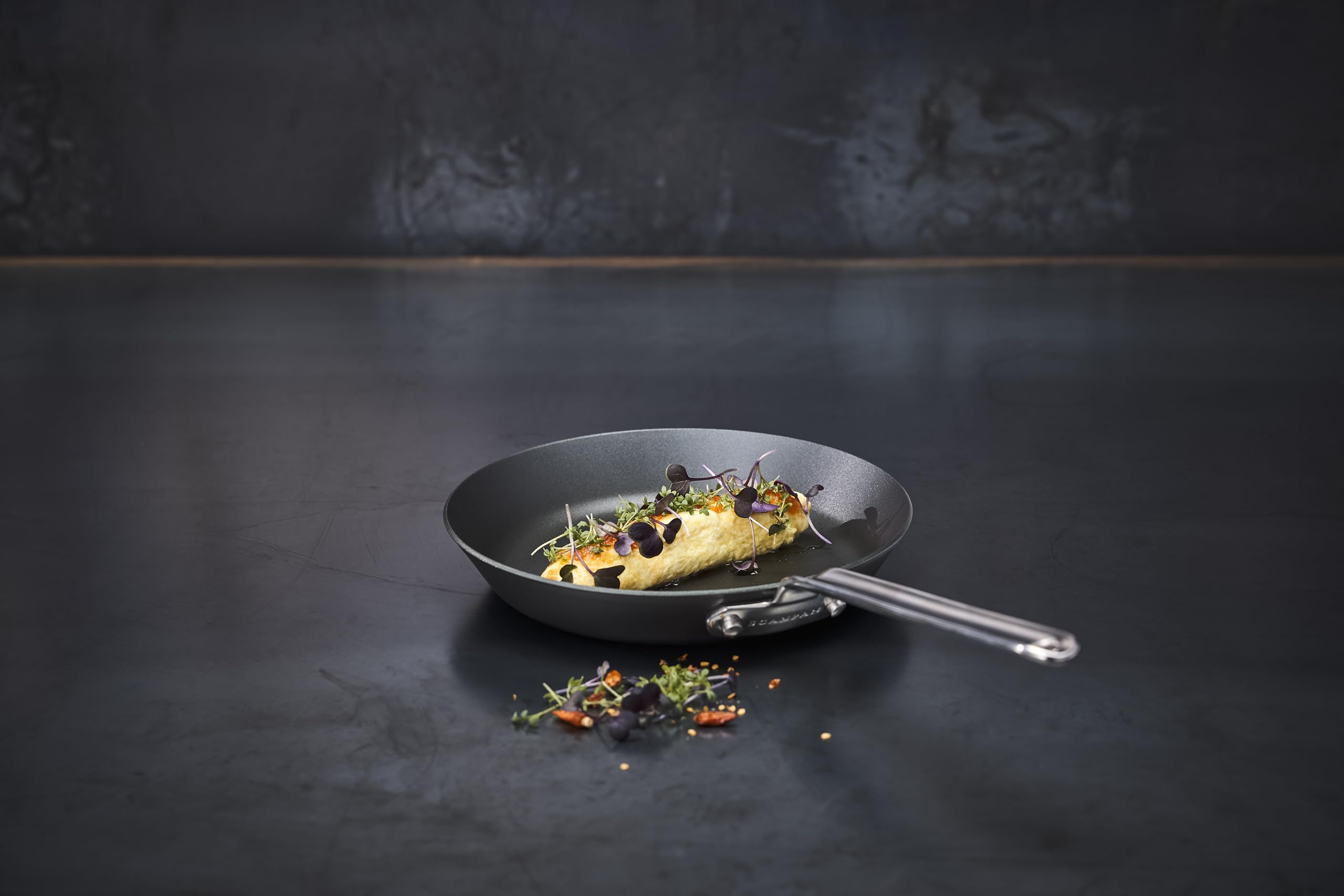 SCANPAN Patelnia Black Iron 26 cm, stal węglowa, wysoka temperatura, nie zawiera PFAS
