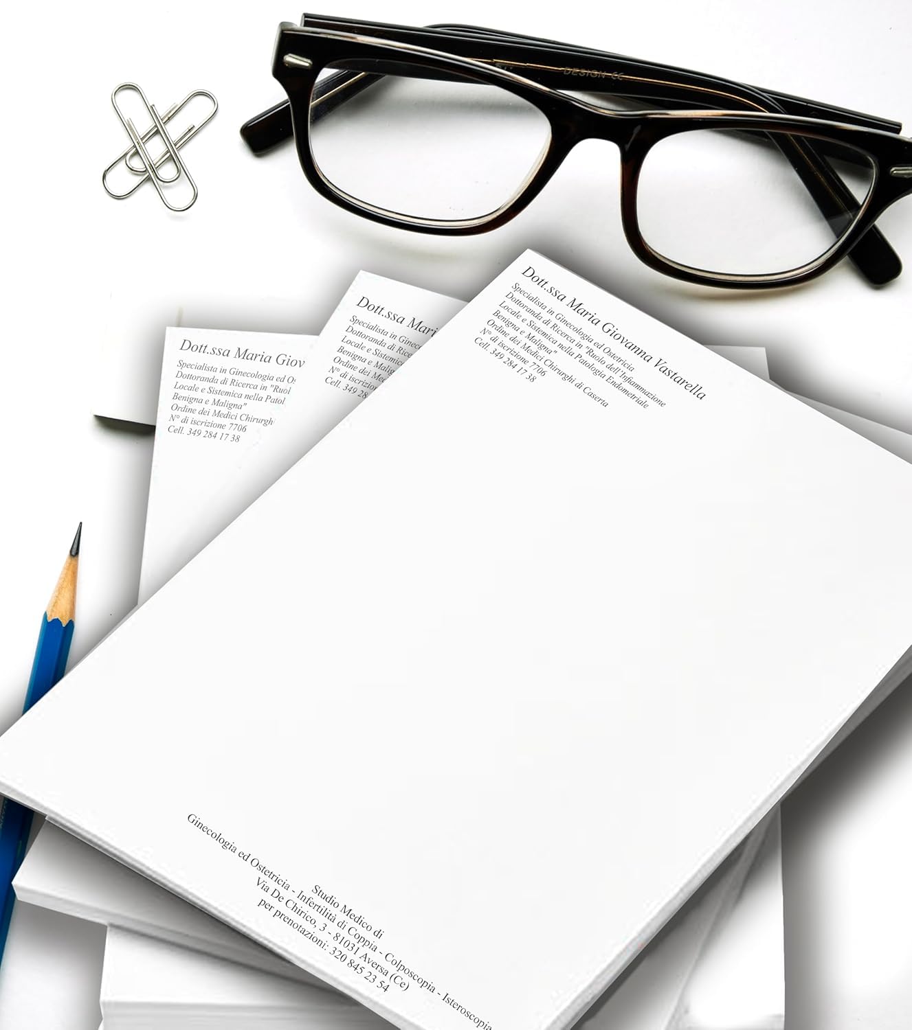 N. 6 - Ricettario Medico Personalizzato – Blocco 100 Pagine con doppia Intestazione – Formato A5/A4 – Stampa di Alta Qualità – Rilegatura a Incollaggio Per Medici, Chirurghi, Specialistici