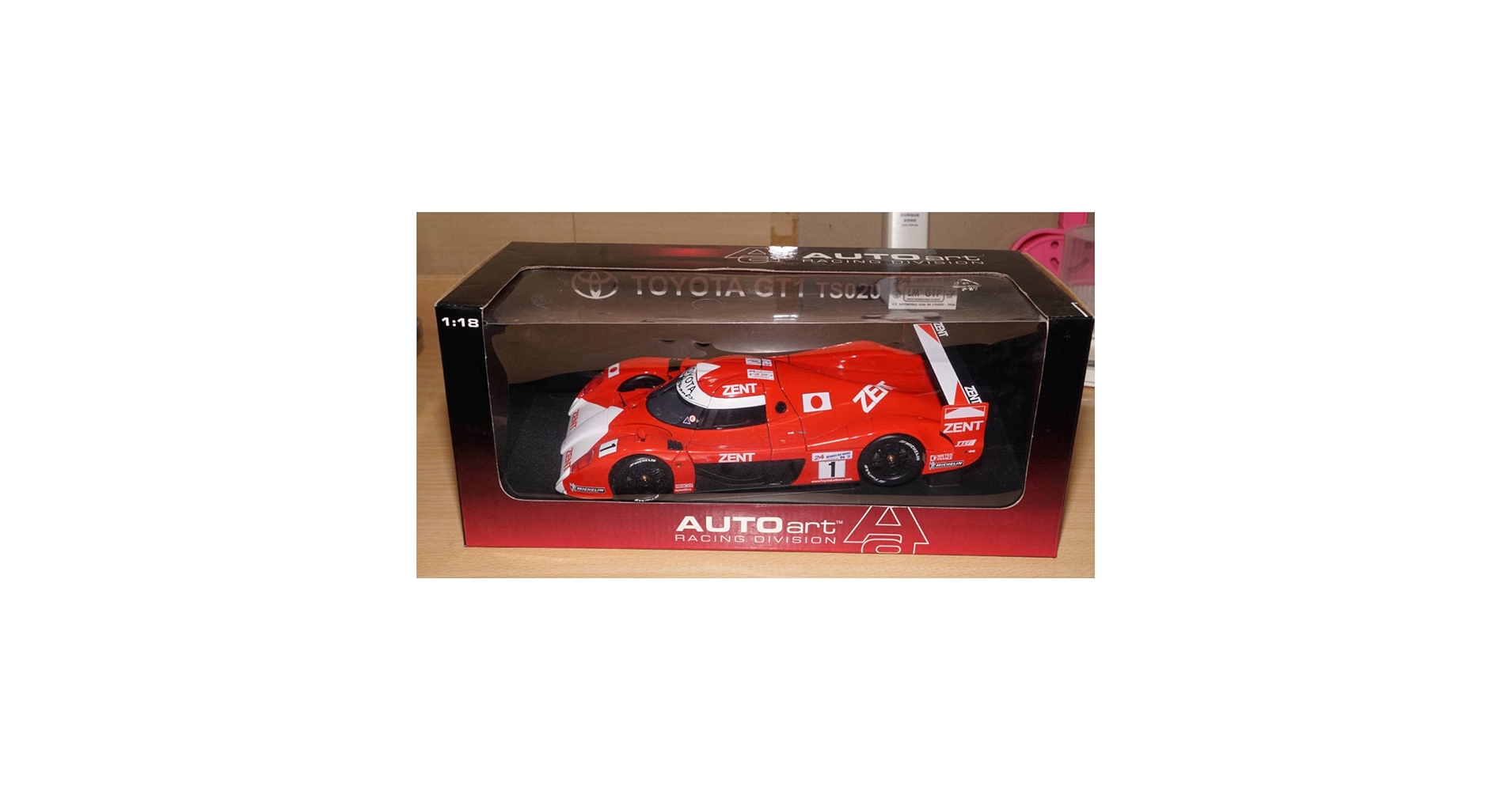 Amazon.co.jp: 1/18 オートアート トヨタ TOYOTA GT1 TS020 1号車