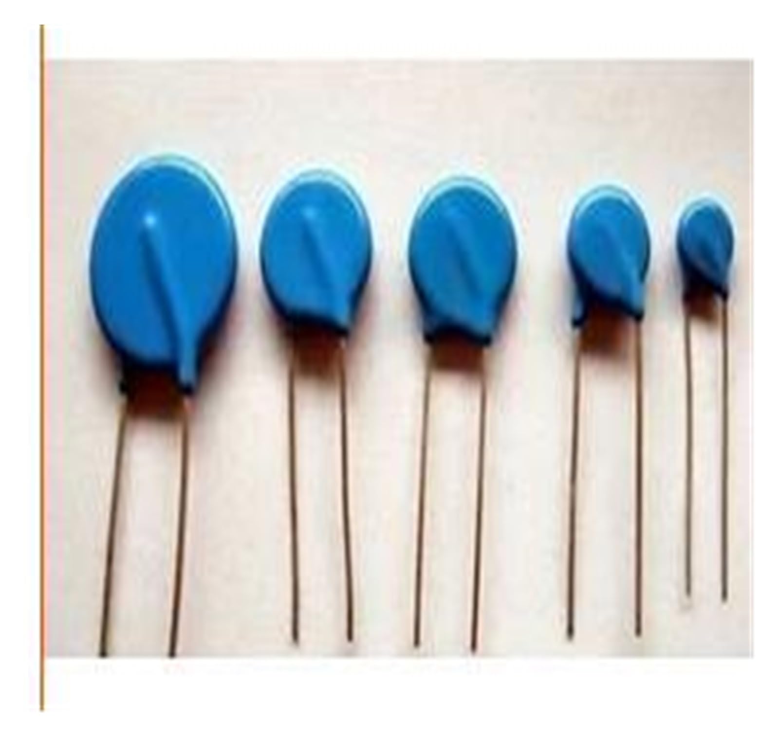 Protection contre surtension avec le lot 20D330K 20PCS