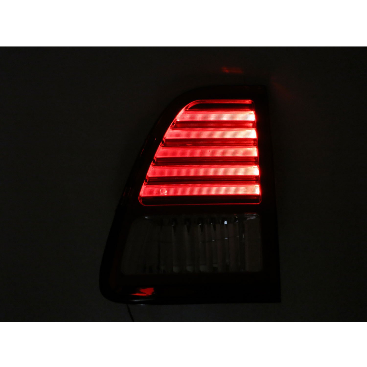Amazon.co.jp: テールランプ LED レッド&クリスタル ランドクルーザー