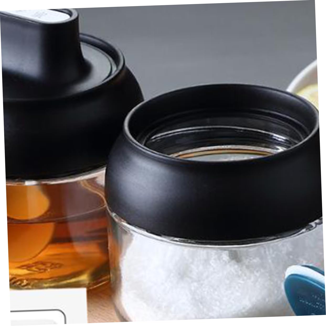Cabilock 2pcs Glass Seasoning Jars Sealed Spice for Home Restaurant Use Elegant Design Space Saving Condiment Pots Random Colors for Storing Salt Pepper and More Random Color