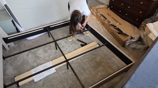 Amazon.com: koorlian King Size Bed Frame Upholstered