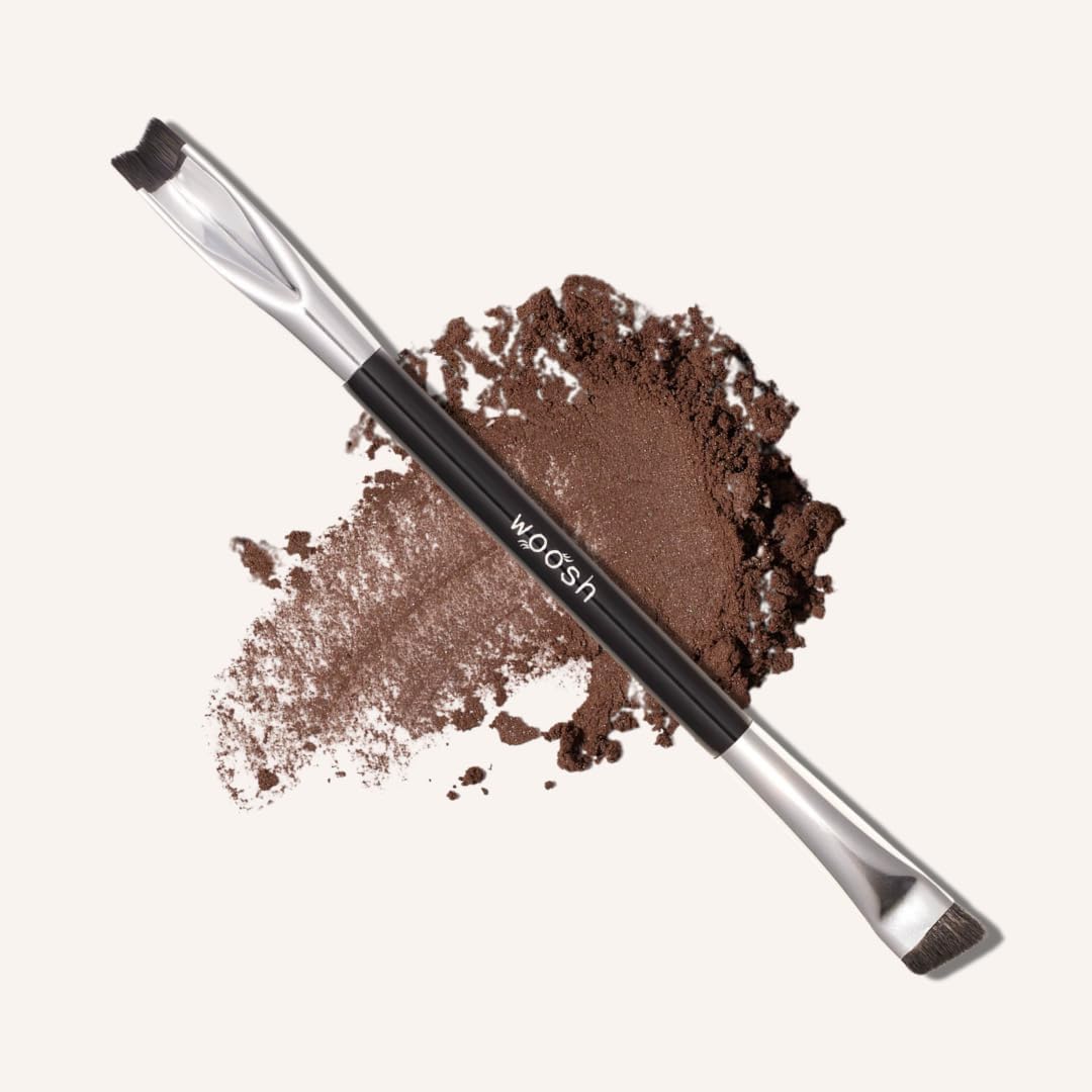 The Corner Brush Eye Stamper - Smokey eye & eyeliner brush, dual-ended, angled and precise, soft vegan bristles, Woosh Beauty