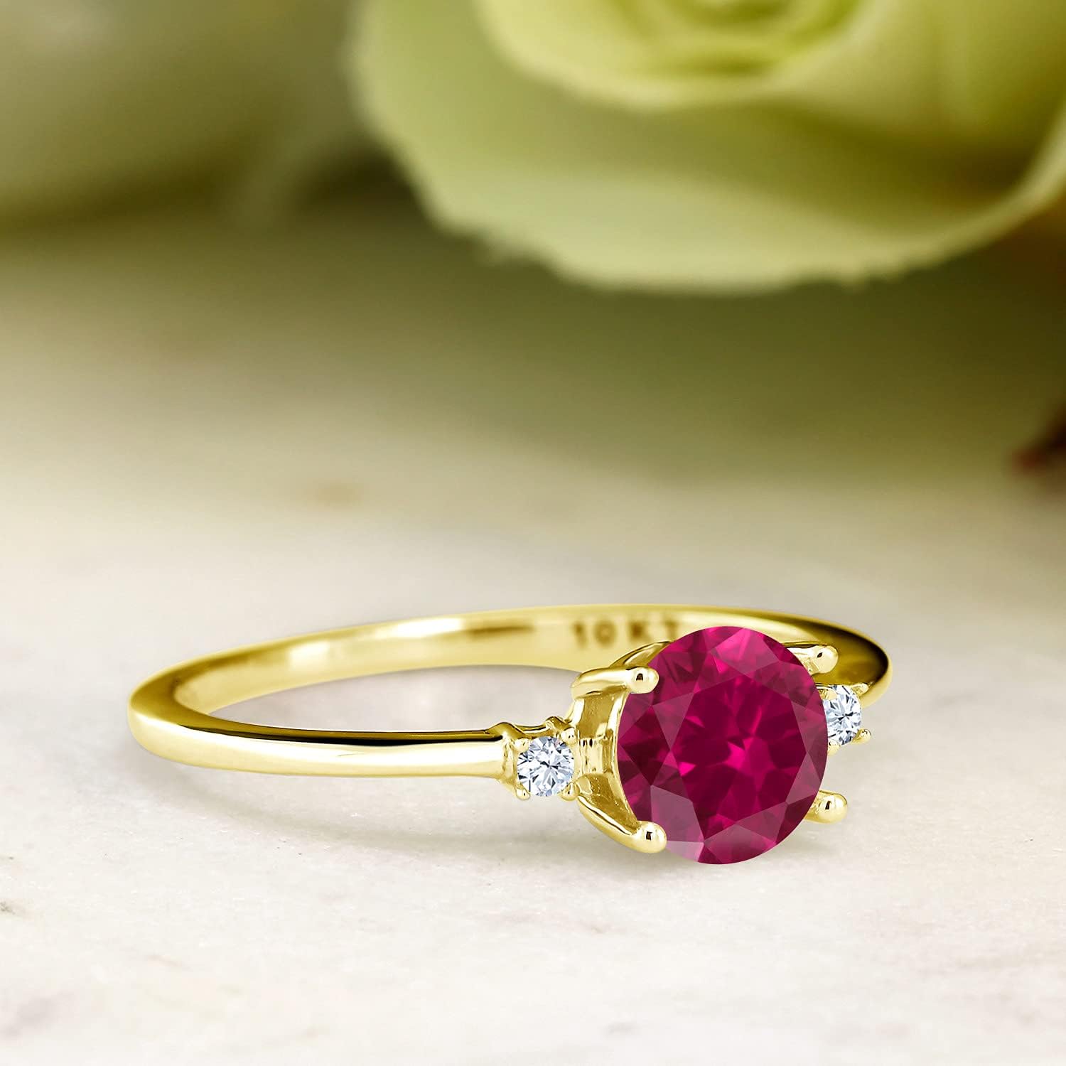 Gem Stone King 10K Yellow Gold Red Created Ruby and White Created Sapphire Solitaire Engagement Ring For Women | 1.03 Cttw | Round 6MM | Wedding Engagement Anniversary Promise Ring For Women