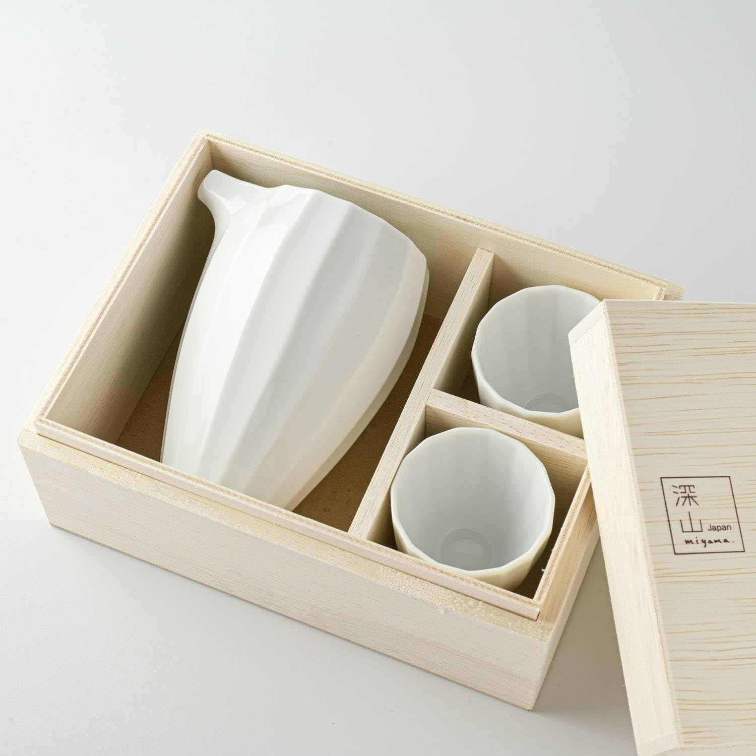 Amazon | 美濃焼 深山(miyama.) hibiki-ヒビキ- 酒器セット 白磁