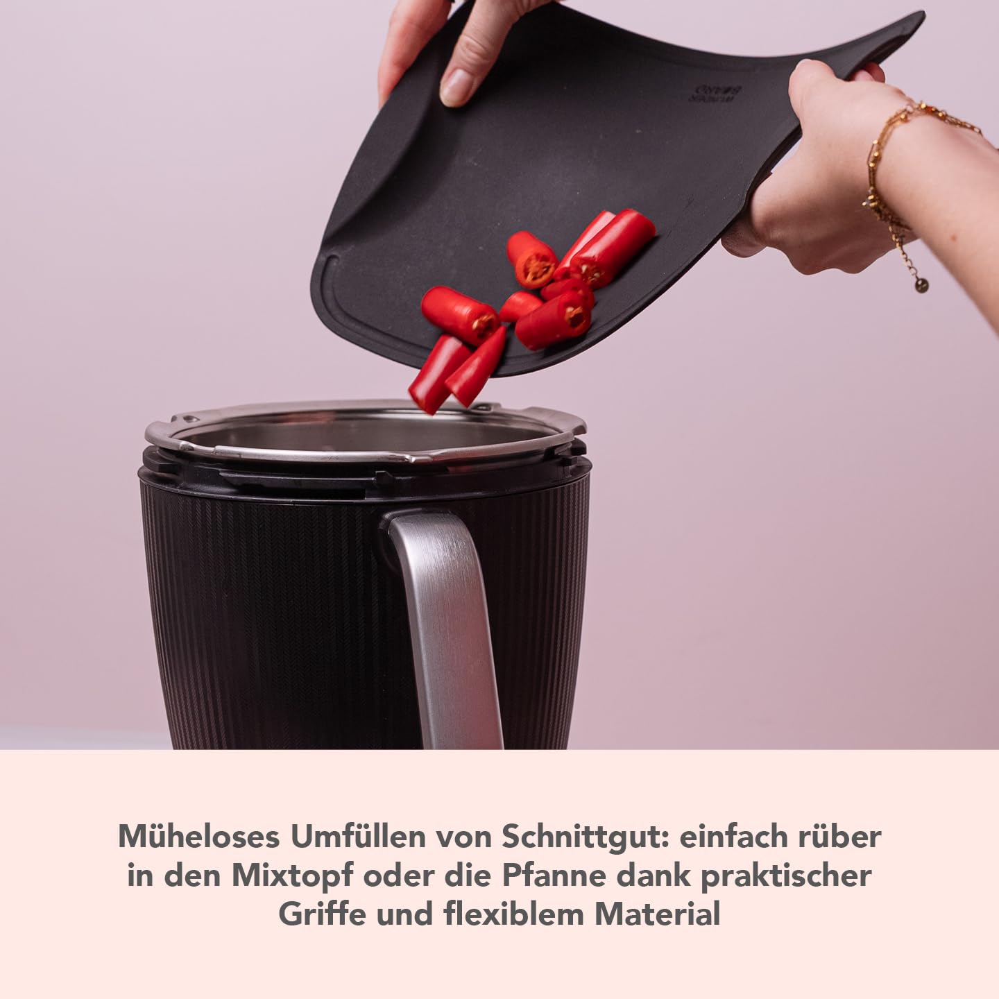 Wundermix – WunderBoard V2 Schneidebrett – 3er Set – Midnight Black | Flexibel & messerschonend, Schneidematte & Einfüllhilfe, hochwertiges Schneidebrett, spülmaschinengeeignet