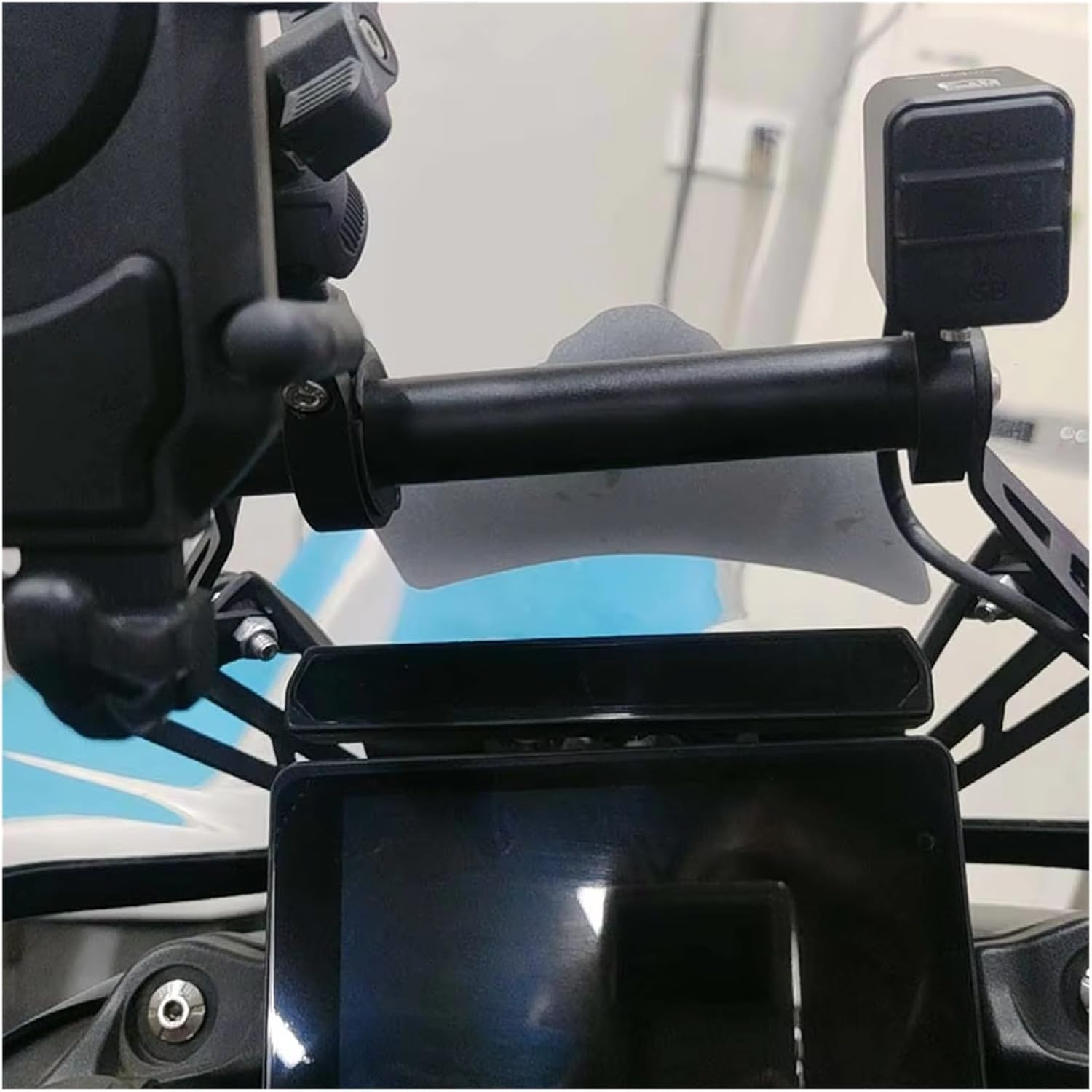 オートバイGPSナビゲーションブラケット ベネリ用 TRK 702X TRK 702 2022 2023 2024 2025 オート