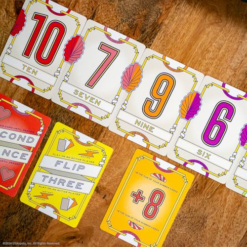 USAopoly The OP Flip 7 Kartenspiel auf Englisch für die ganze Familie | Wettbewerbs-Partyspiel für 3 oder mehr Spieler | Push-Your-Luck und Strategiespiel, Finalist Spielzeug des Jahres