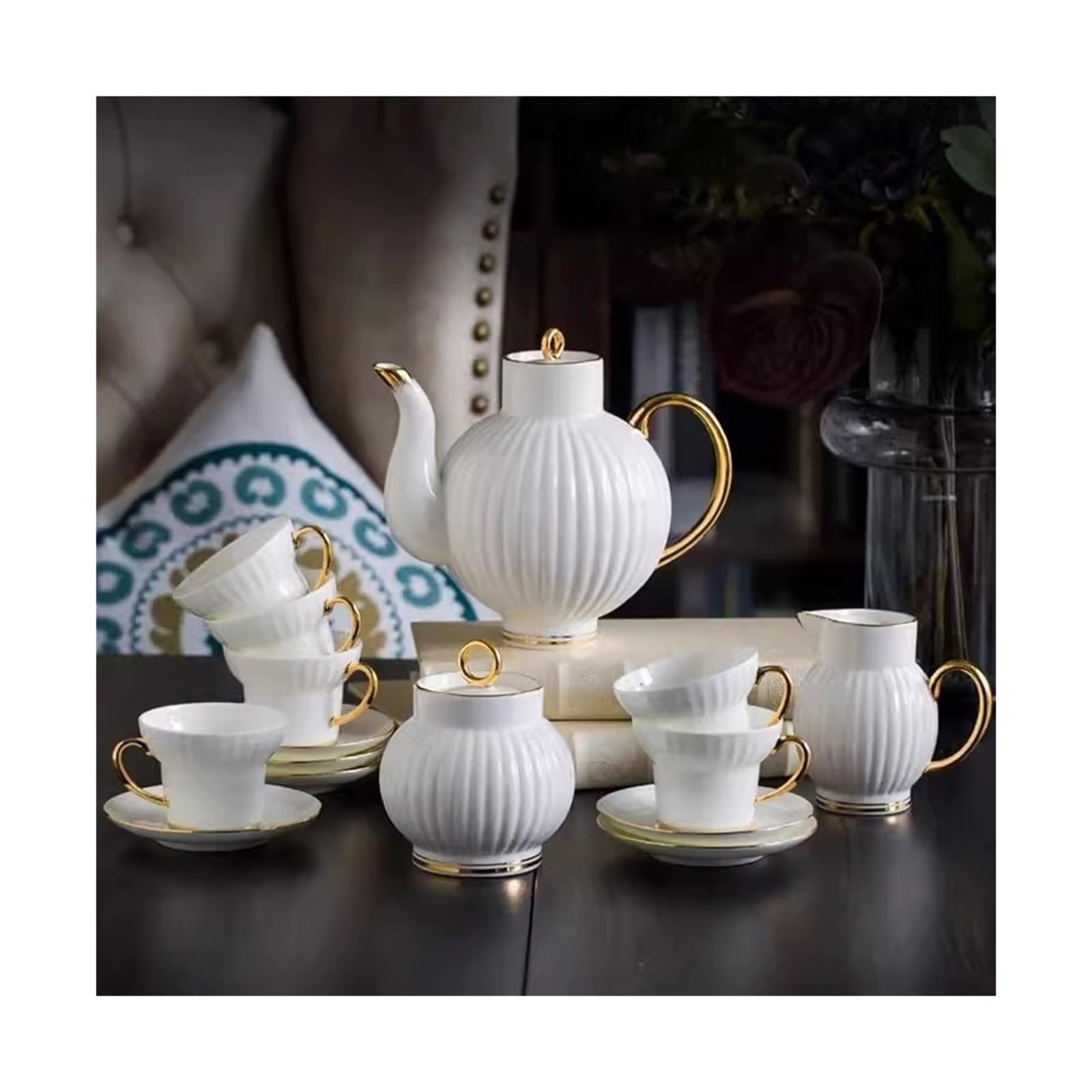 Service à café en porcelaine de style européen simple avec bord doré 15 pcs