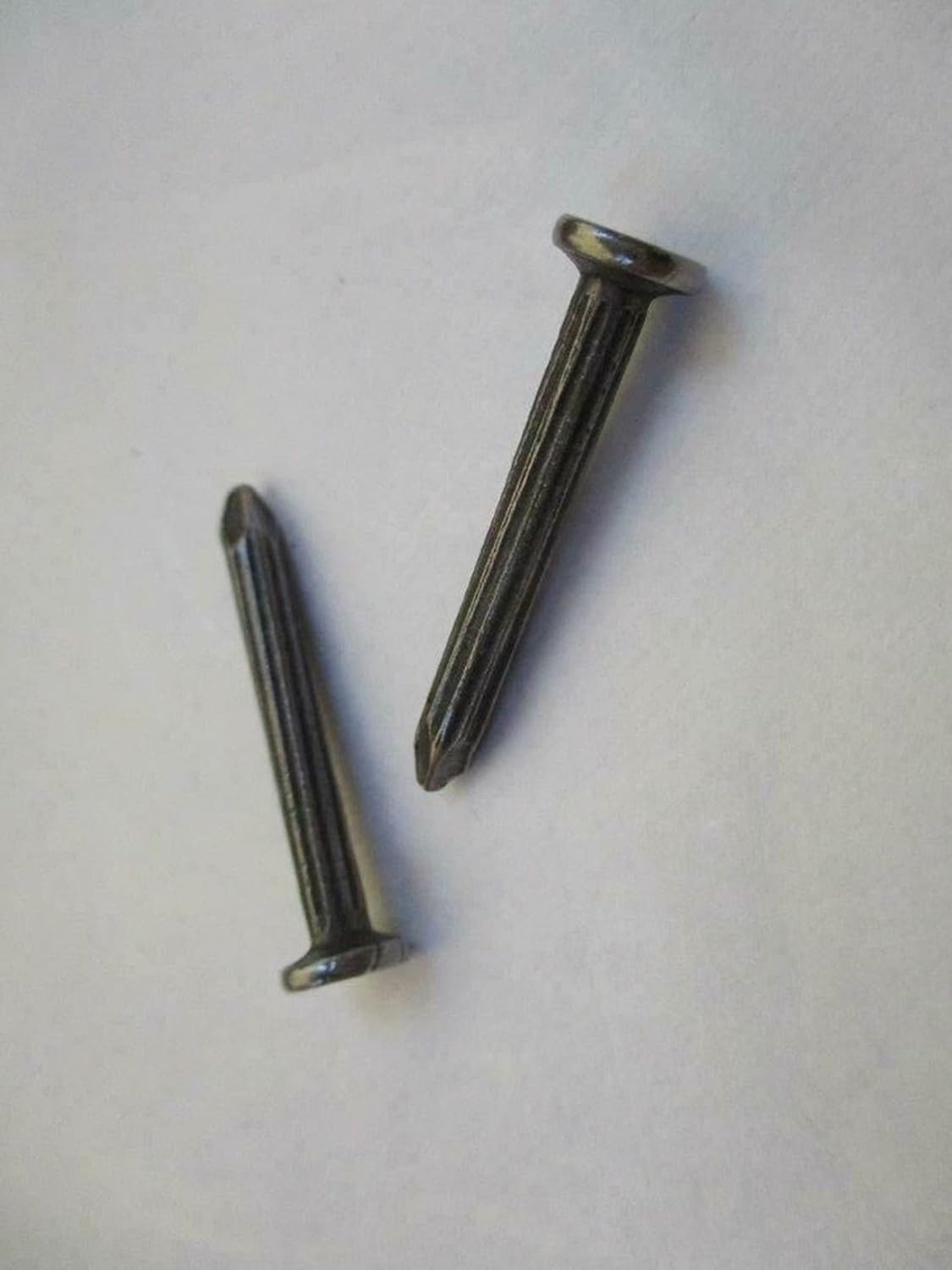 New Pack of 9G x 5/16" x 1-1/4" Hardened Fluted Masonry Nails USA (100 pcs.) #6328 Multi-Purpose Comprehensive Hardware Fastener Assortment Kit WnyNEH06951