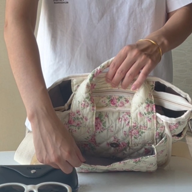 Fleur tote beige×pink elu. Only $5.90 for this Perfect Pink Tote Bag! Perfect for those