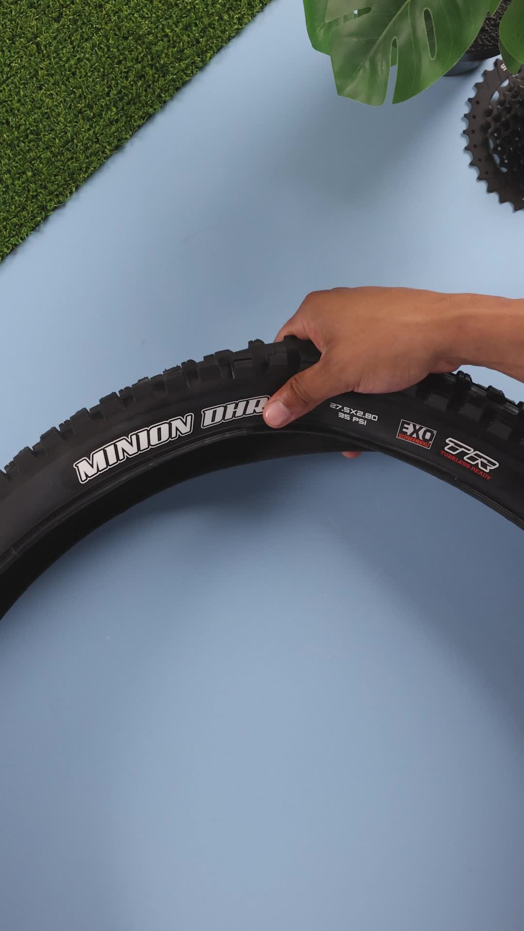Pack De 2 Pneus Maxxis Minion DHR II 26x2.3 Tubeless - Pliables, Noirs
