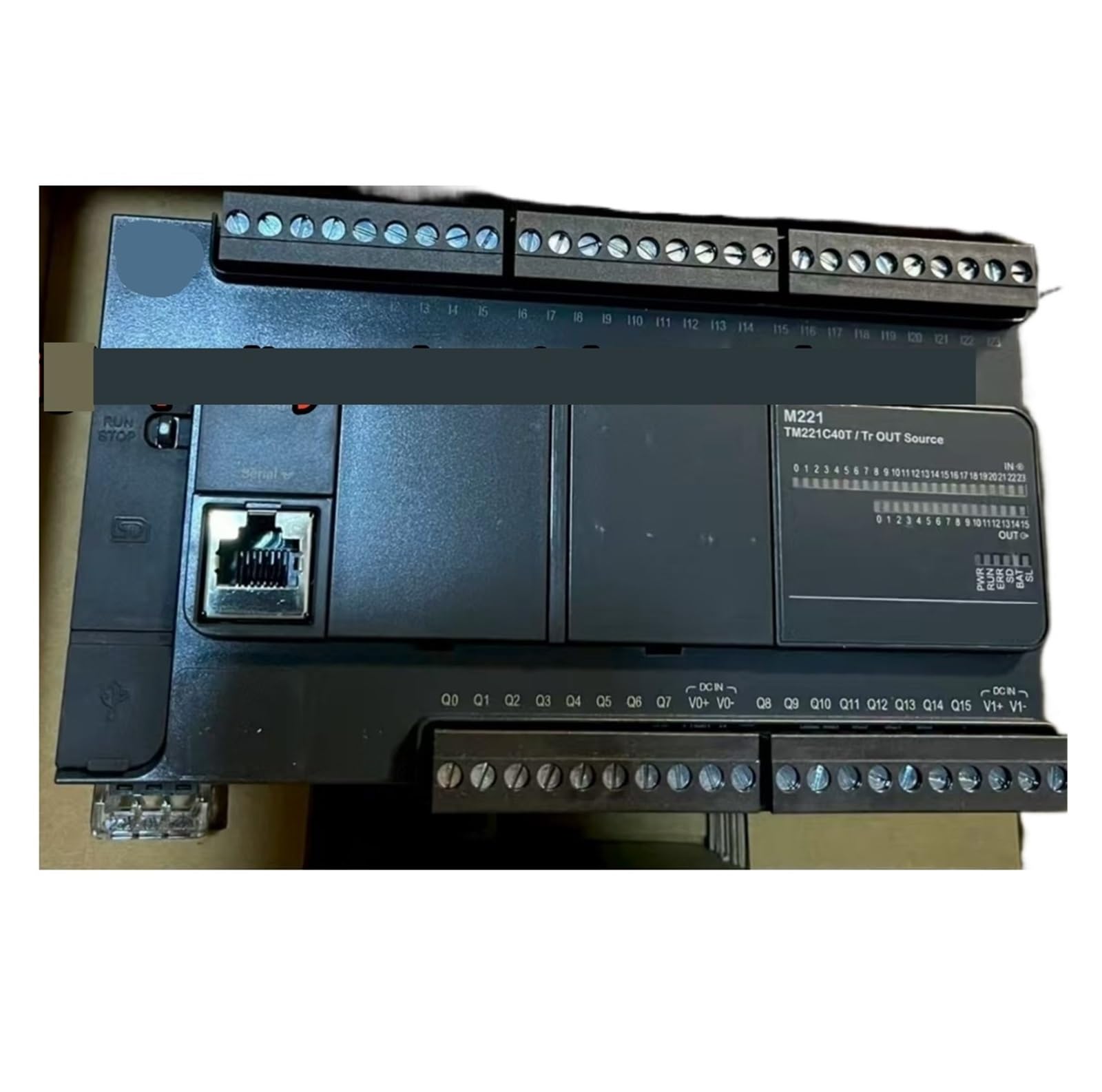 Automate compact TM221C40R contrôleur logique industriel