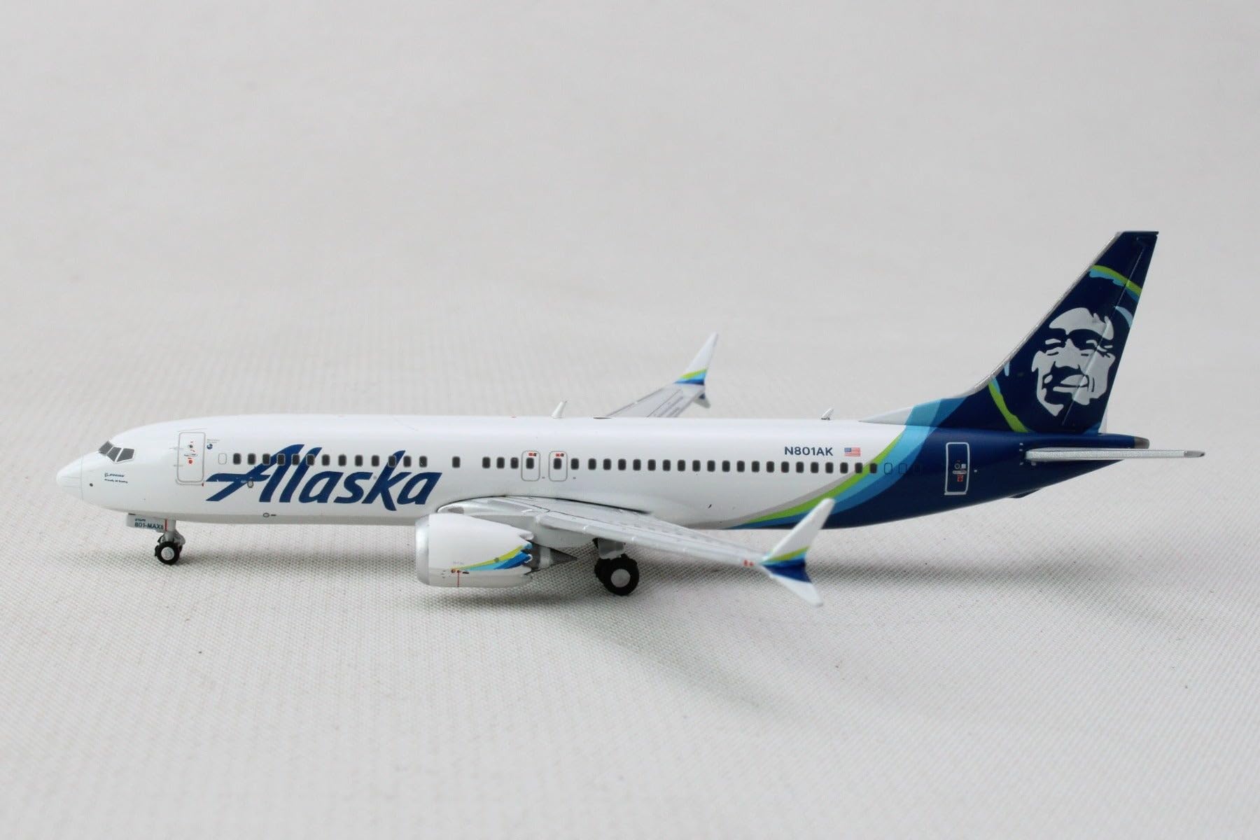 Amazon.com: GeminiJets GJASA2273 Alaska Airlines Boeing 737 MAX 8